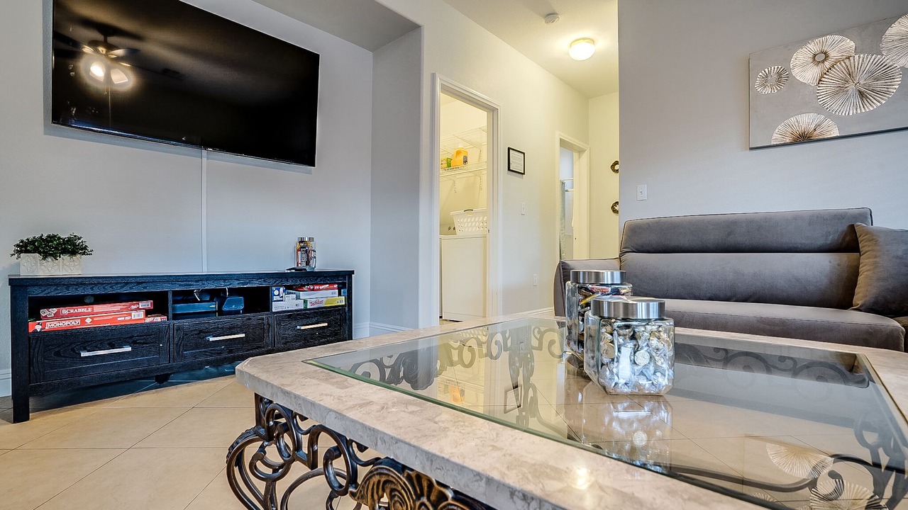 Photo of Livingroom in McCullough Hills