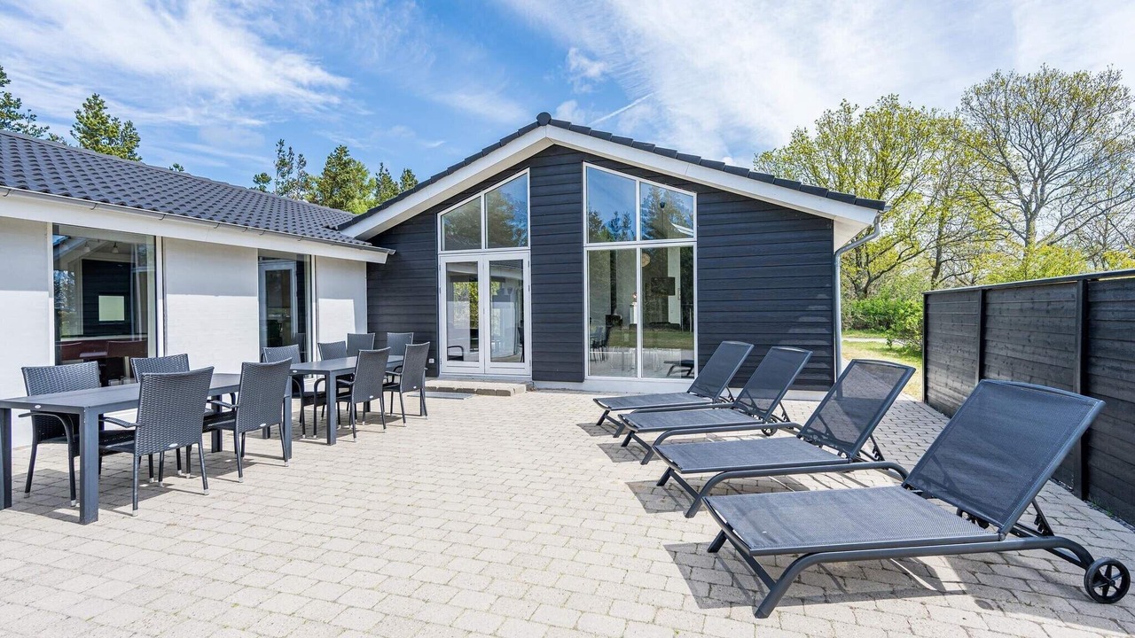 Photo of Outdoor in Henne