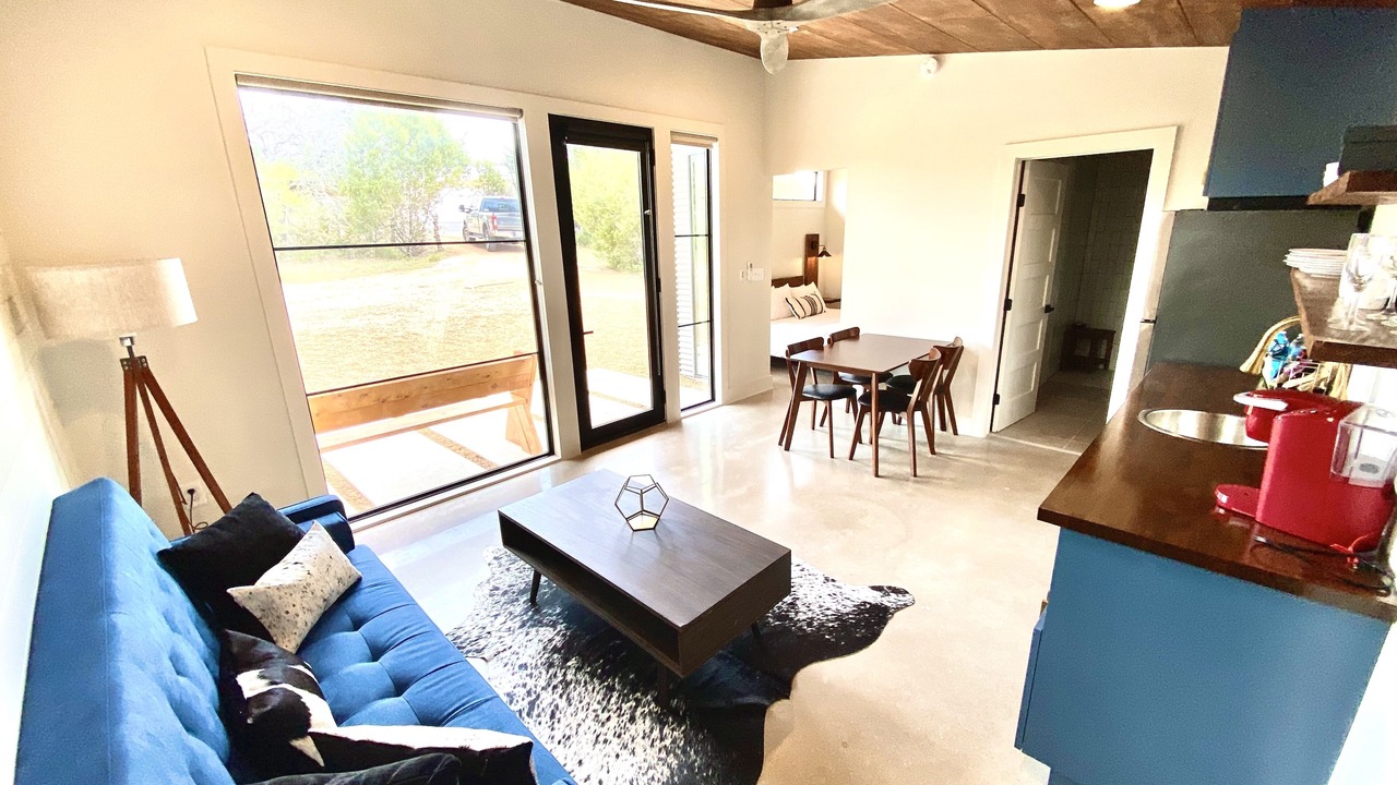 Photo of Livingroom in Dripping Springs