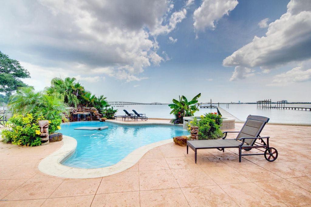 Photo of Outdoor in Gulf Hills