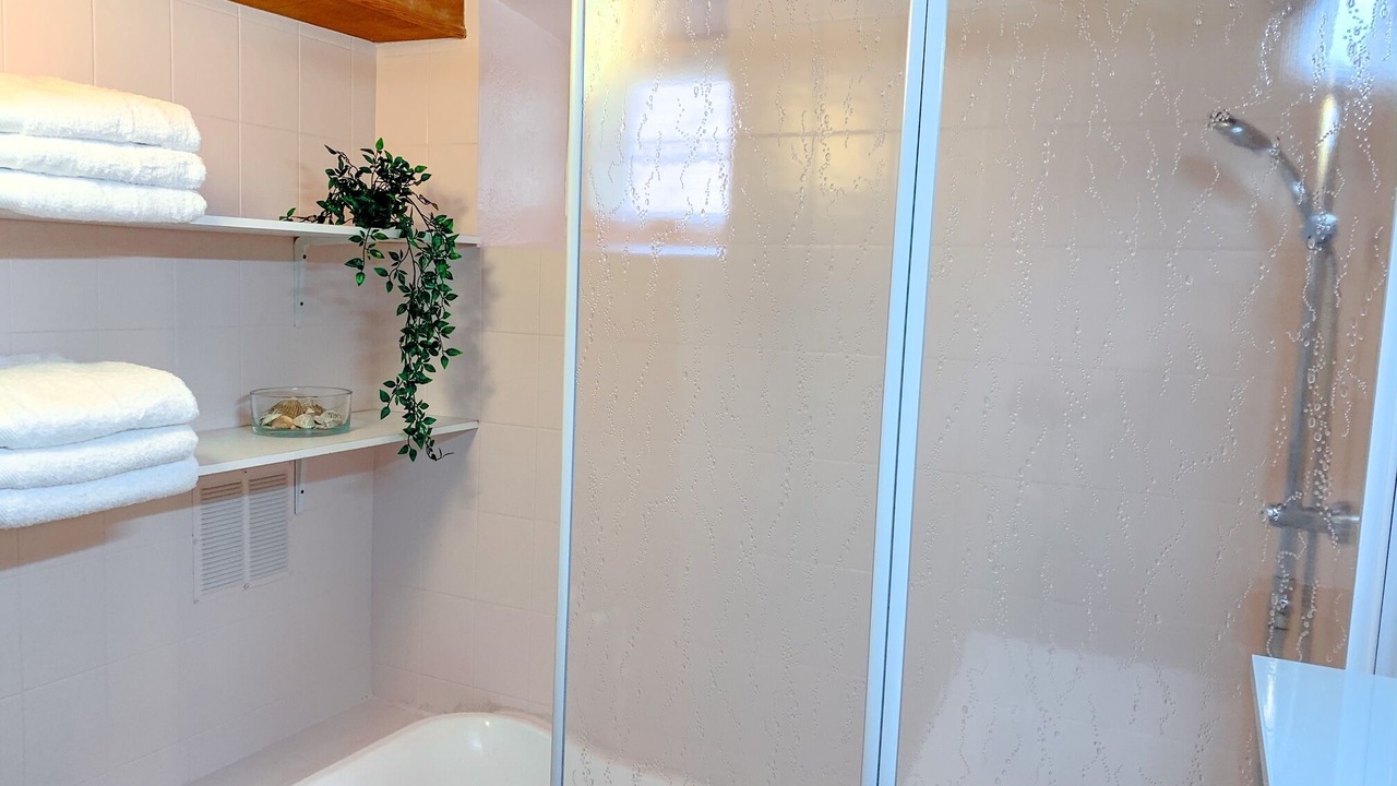 Photo of Bathroom in Gap