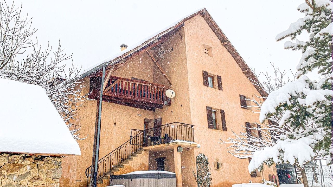 Photo of Outdoor in Gap