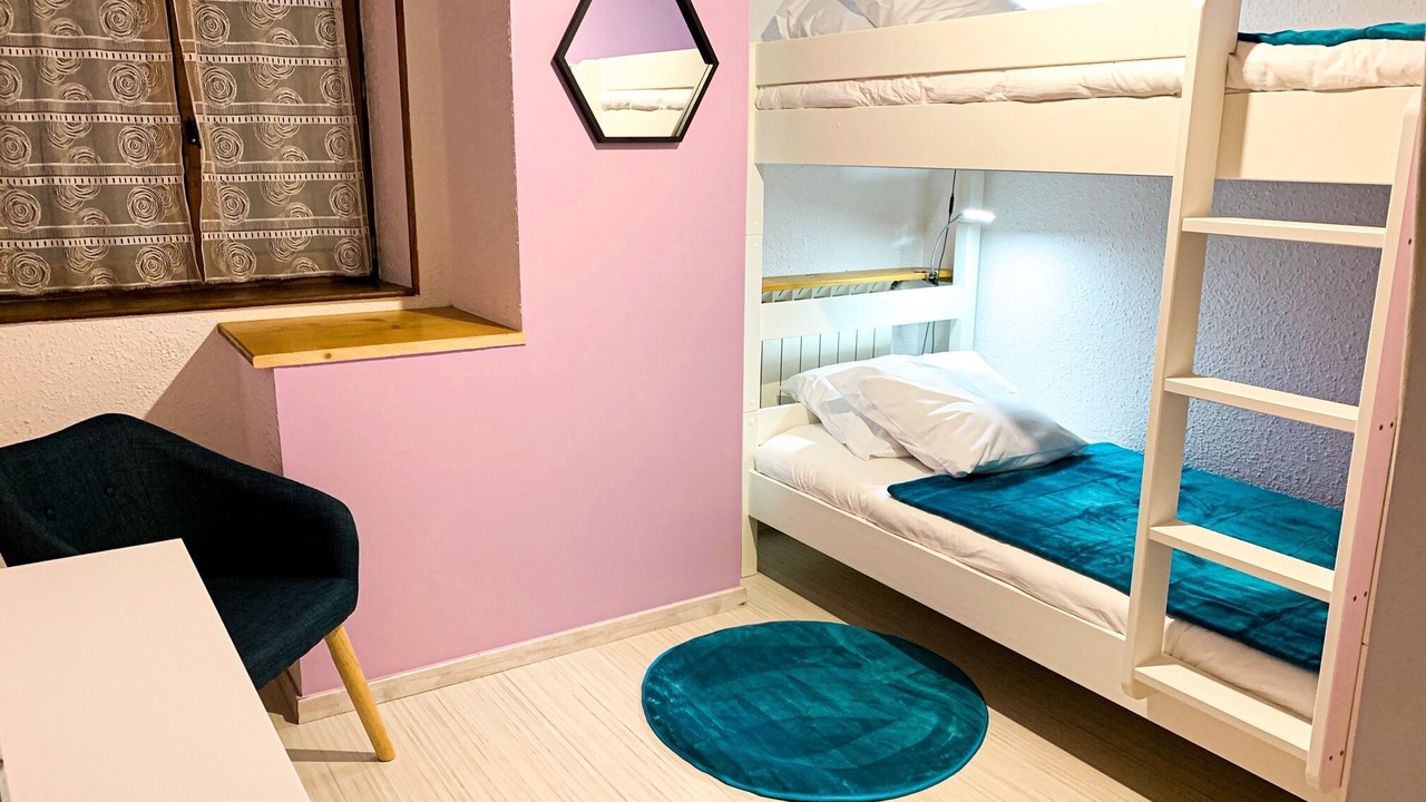 Photo of Bedroom in Gap