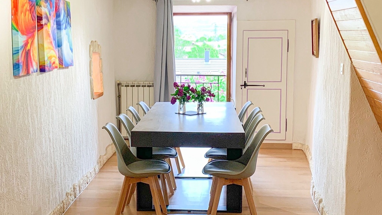 Photo of Others in Gap