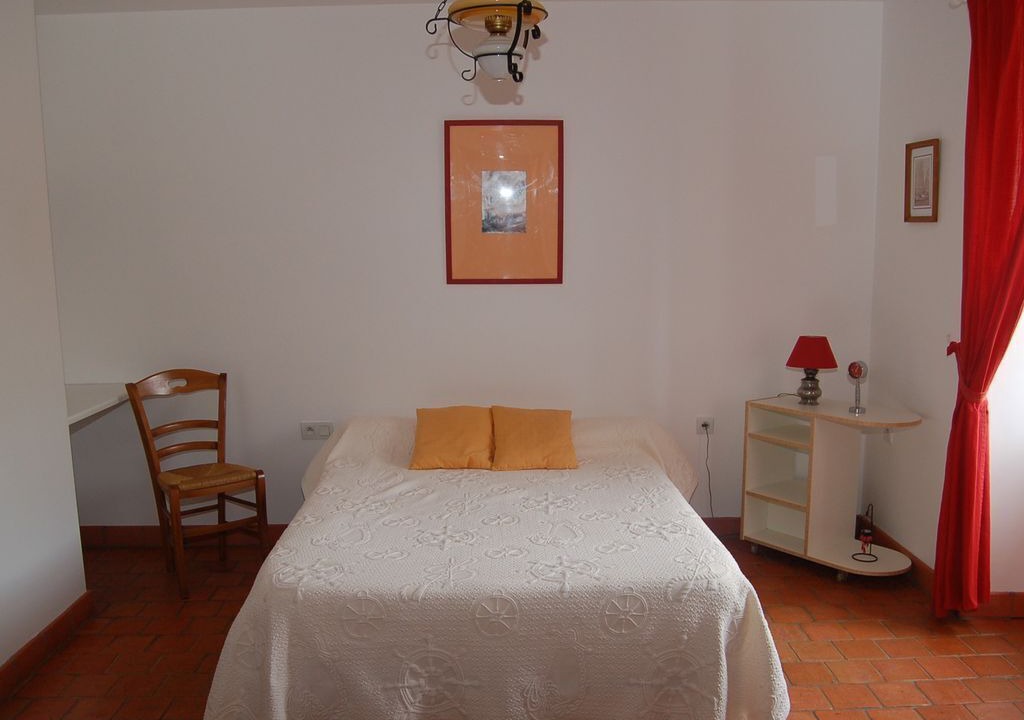 Photo of Bedroom in Epineu-le-Chevreuil
