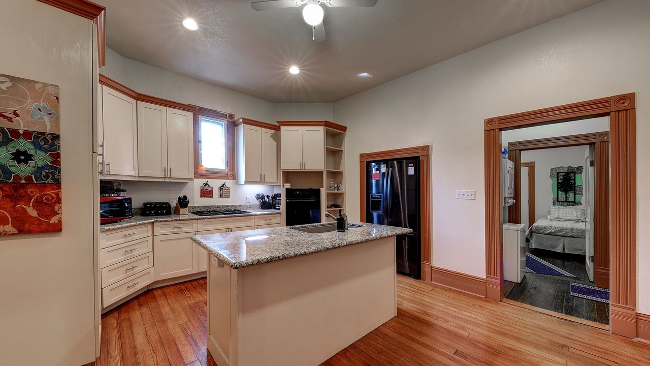 Photo of Kitchen in Midtown