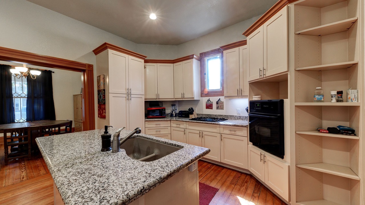 Photo of Kitchen in Midtown