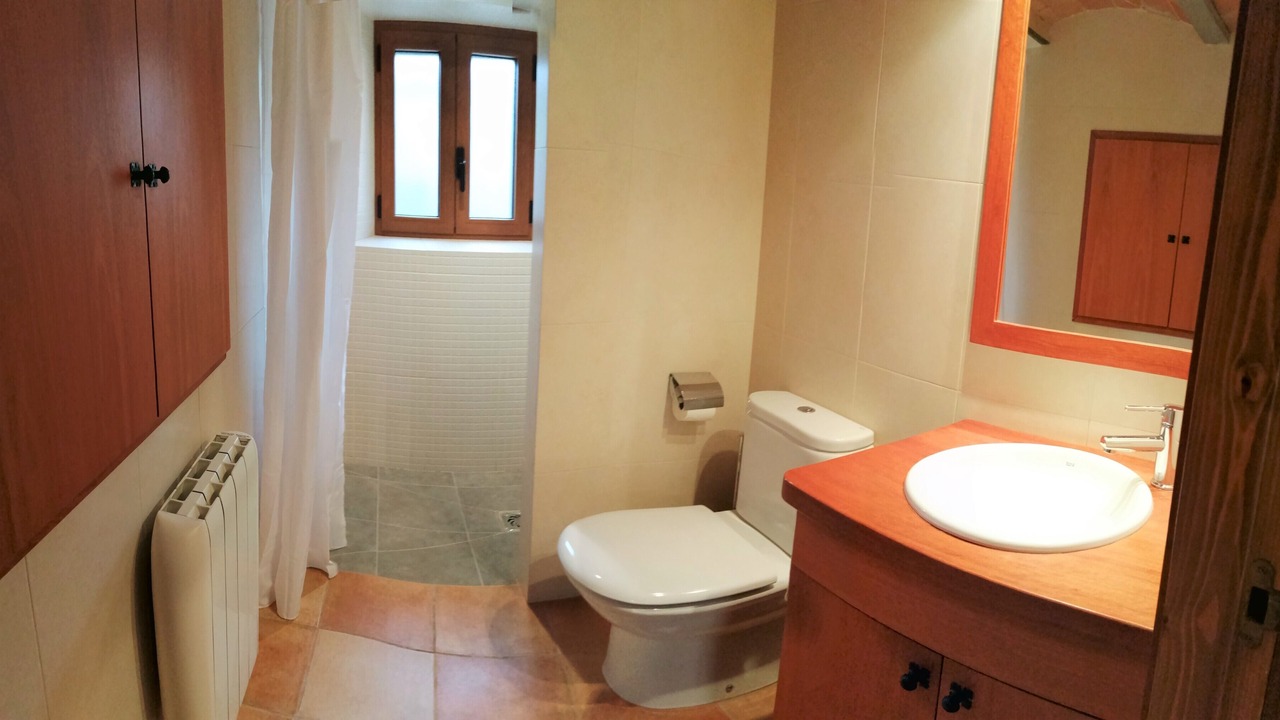 Photo of Bathroom in Palol de Revardit