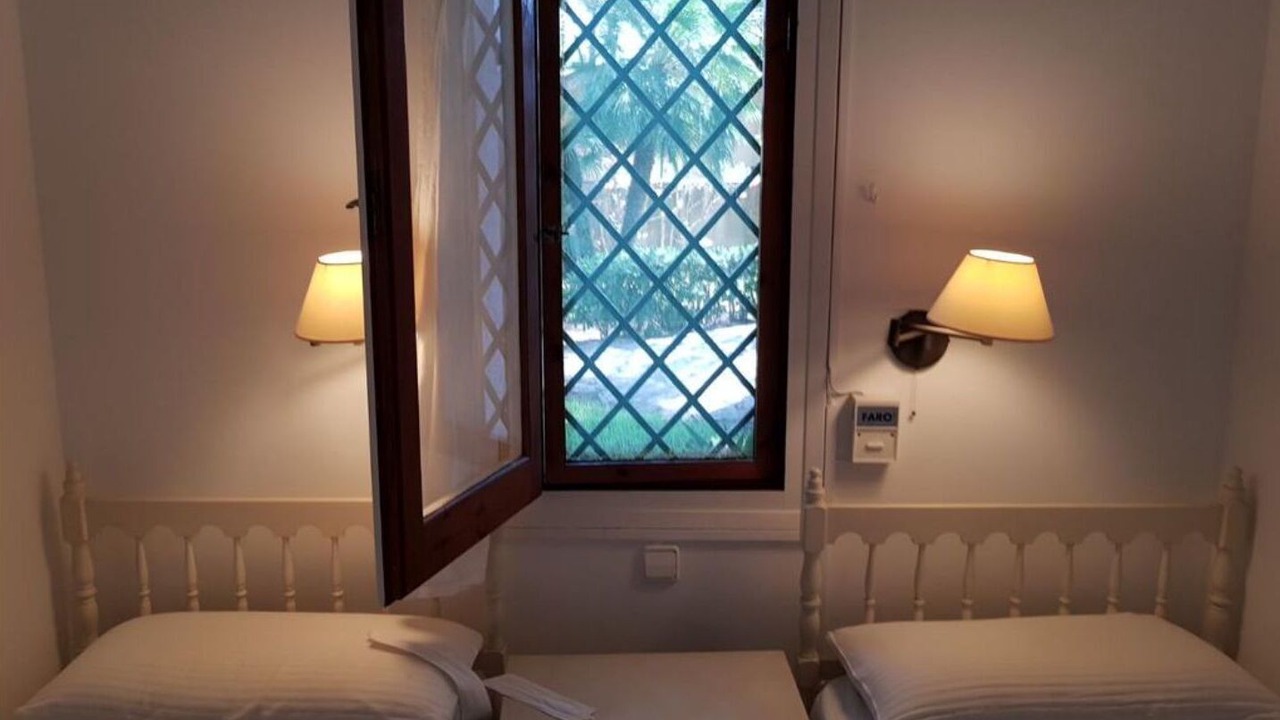 Photo of Bedroom in El Roc de Sant Gaieta