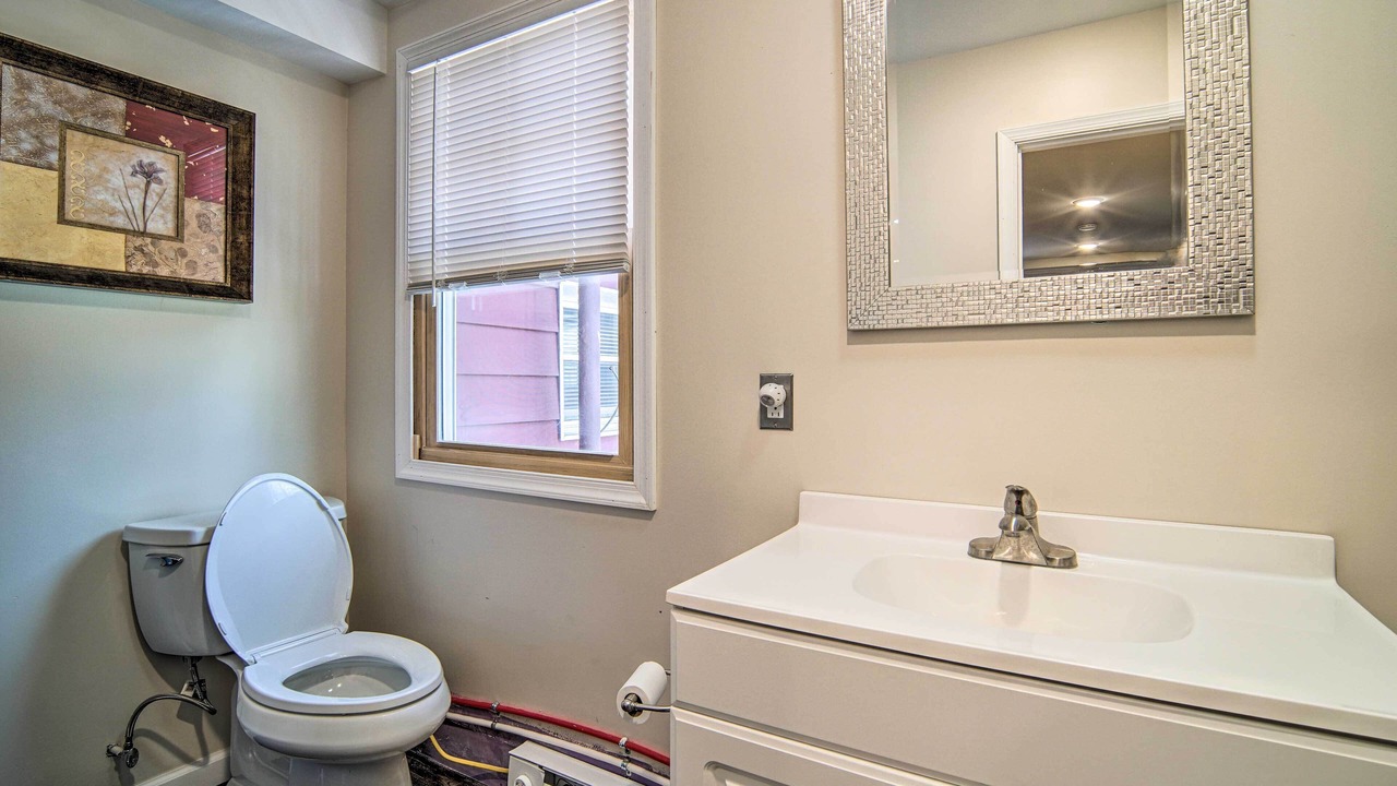 Photo of Bathroom in Russell