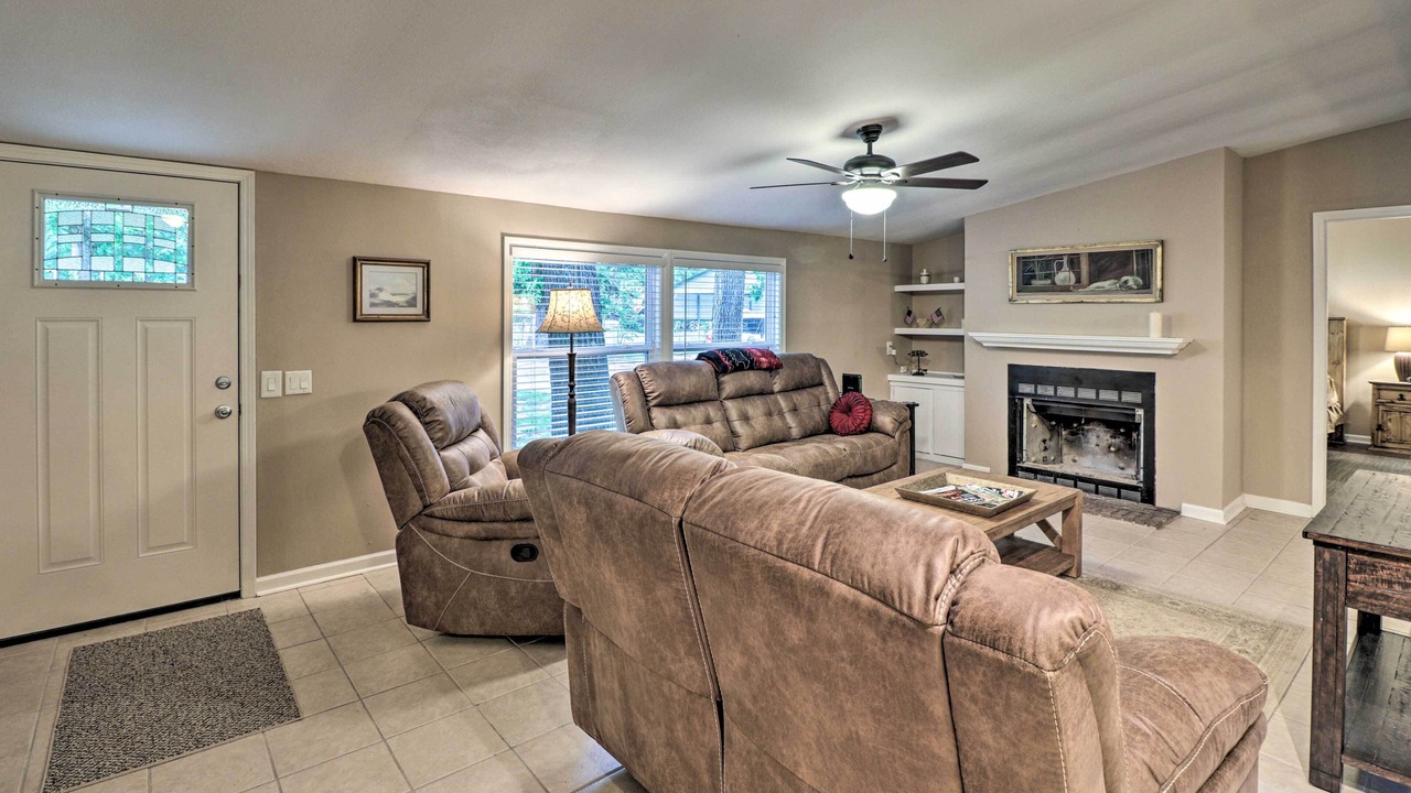 Photo of Livingroom in Piney