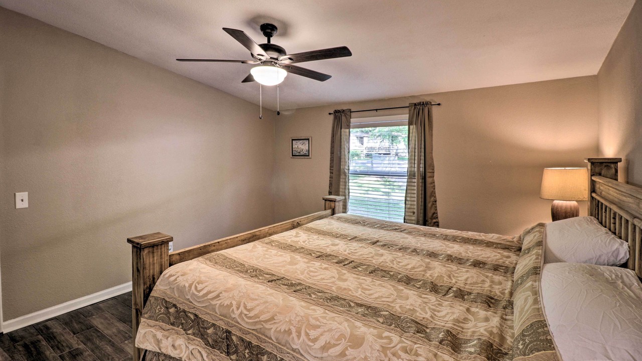 Photo of Bedroom in Piney