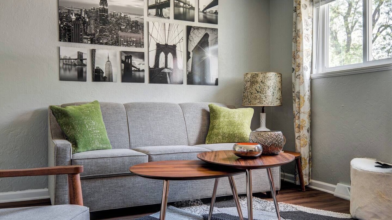 Photo of Livingroom in Rosedale