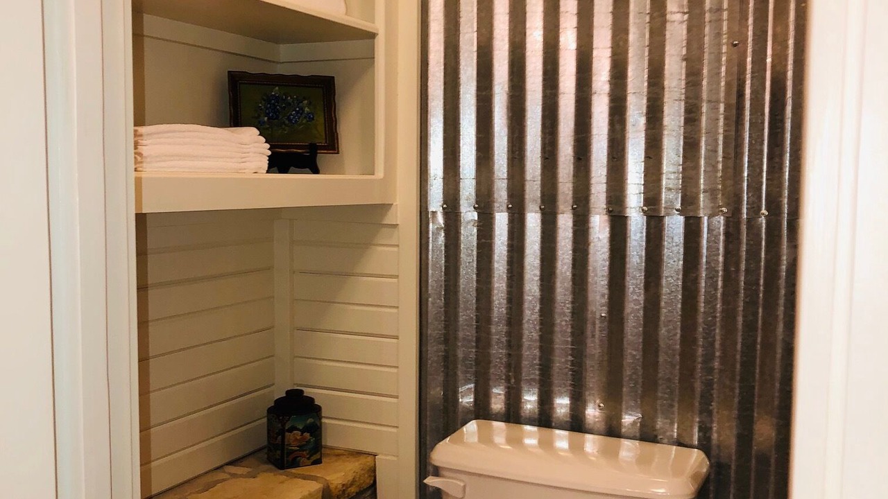 Photo of Bathroom in Pedernales Bend