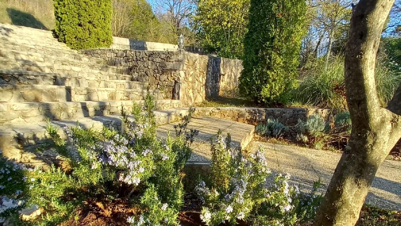 Photo of Outdoor in Ripenda Kosi