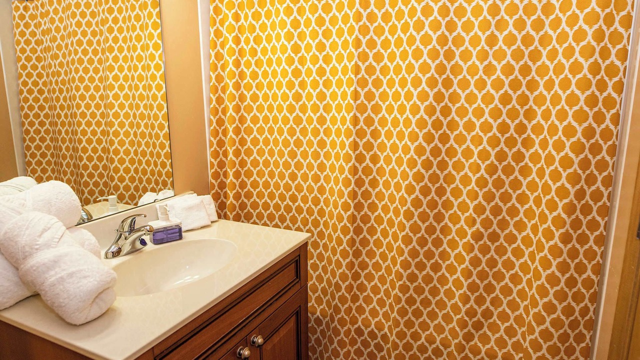 Photo of Bathroom in Wholesale District