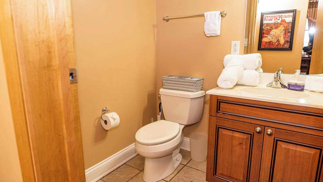 Photo of Bathroom in Wholesale District