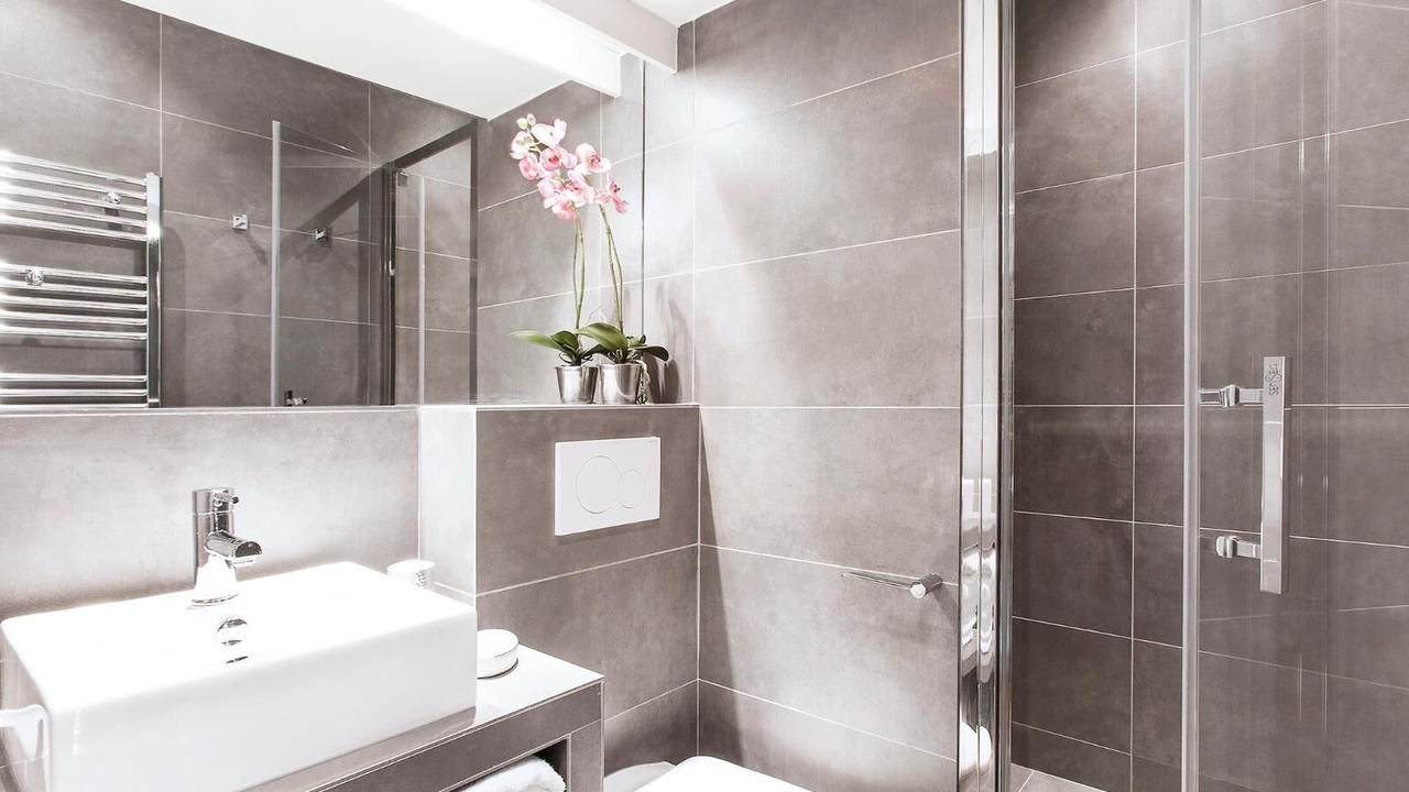 Photo of Bathroom in Arts-et-Metiers