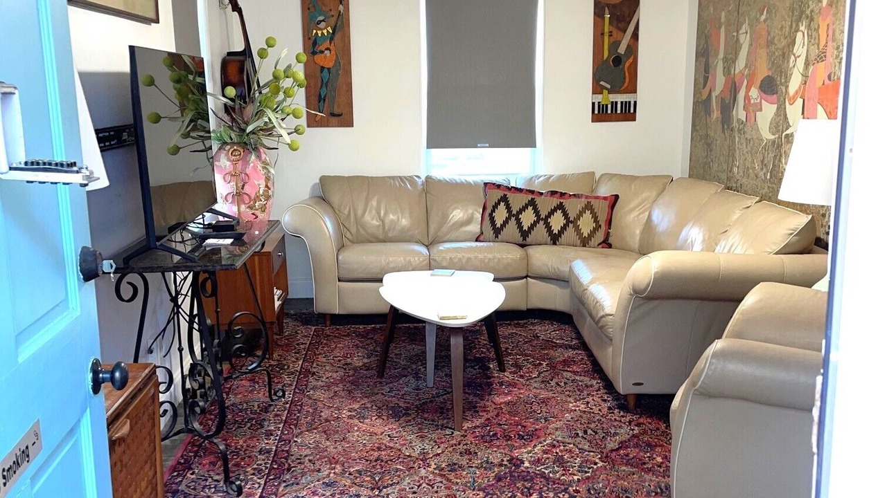 Photo of Livingroom in Central Business District