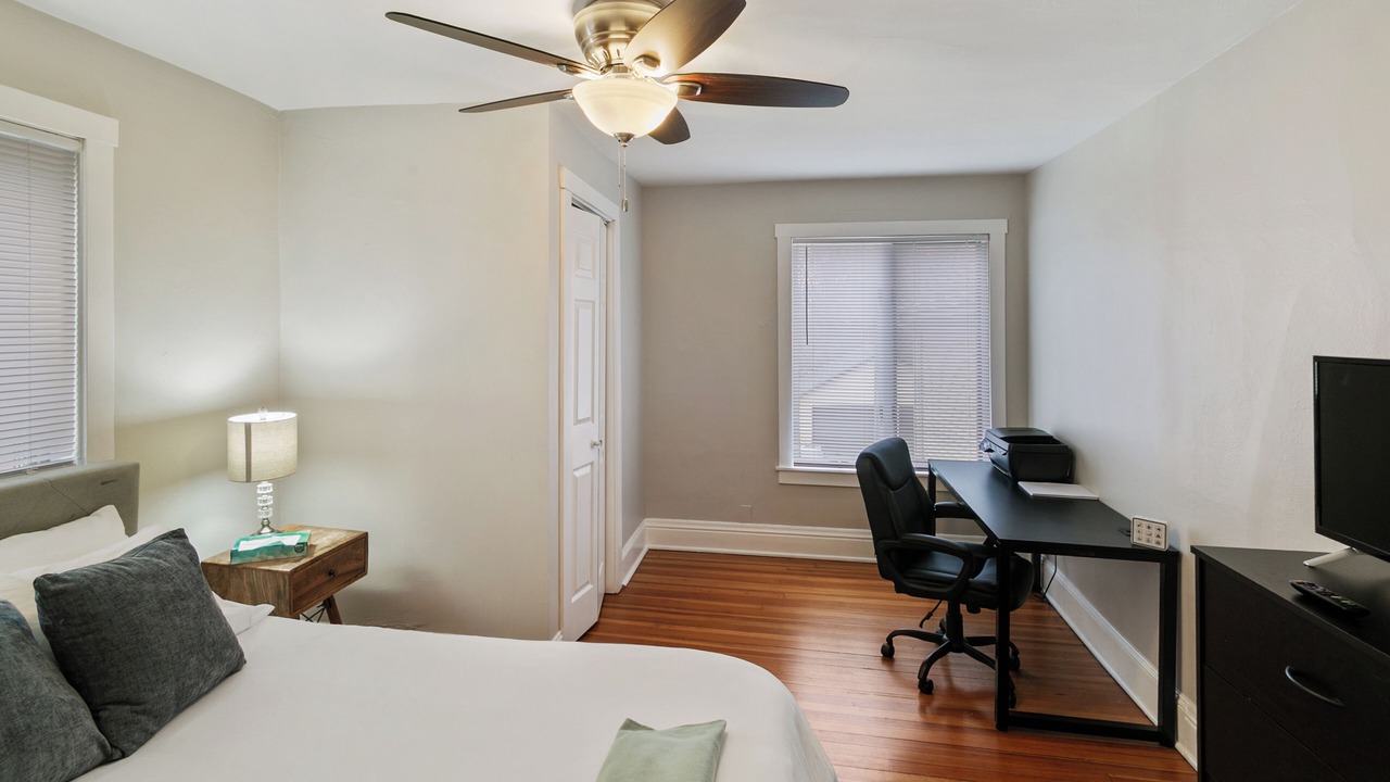 Photo of Bedroom in Libertyville