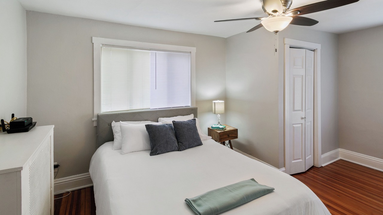 Photo of Bedroom in Libertyville