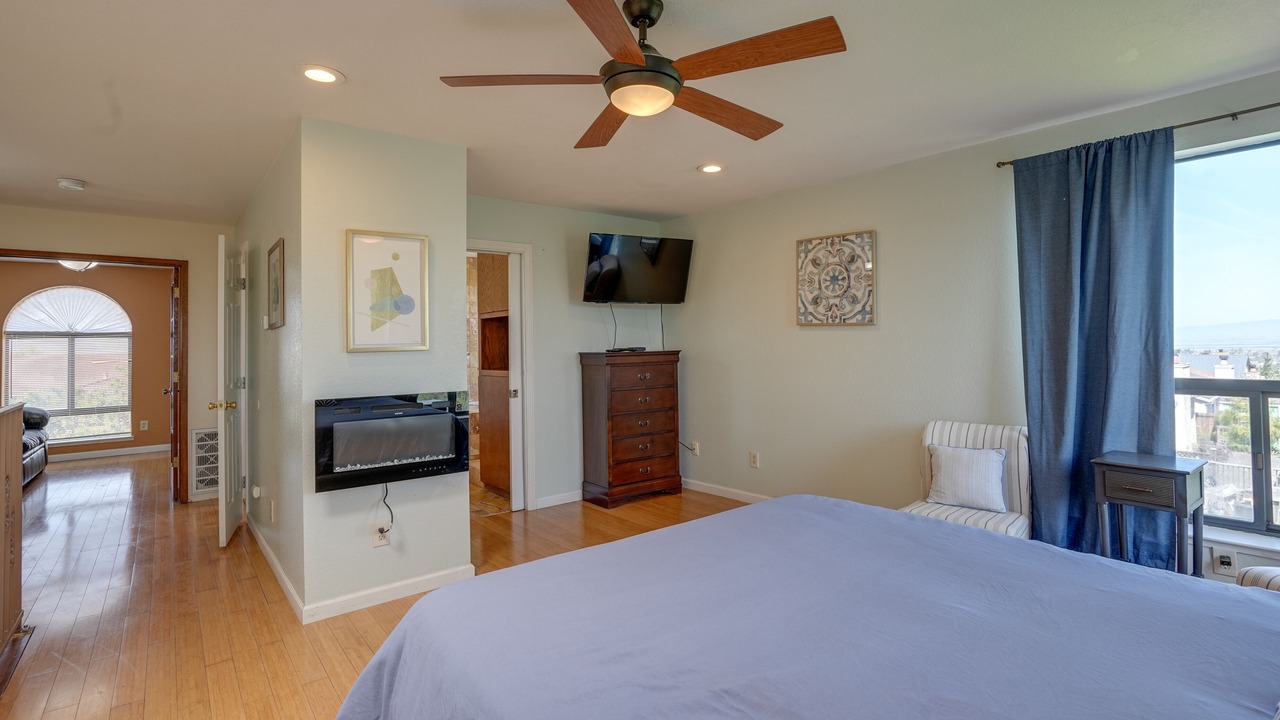Photo of Bedroom in Vallejo