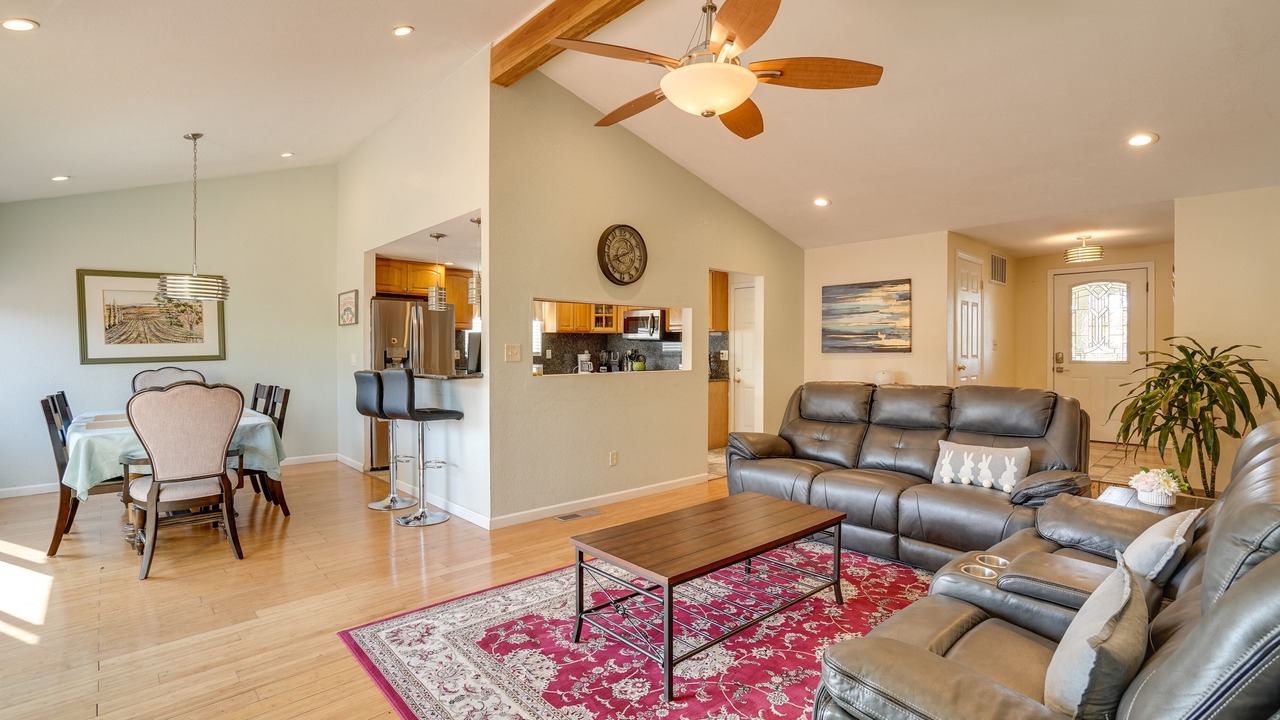 Photo of Livingroom in Vallejo