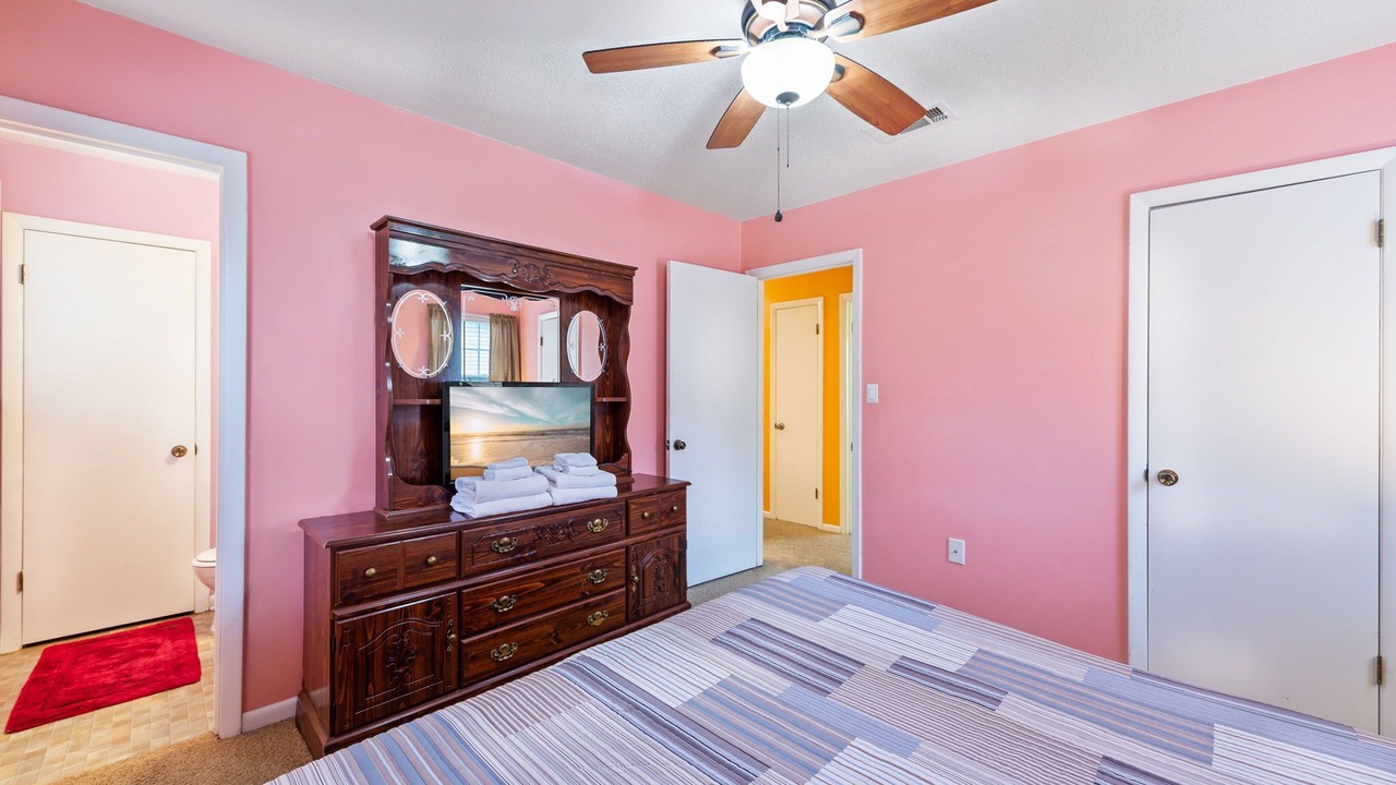 Photo of Bedroom in Mary Esther