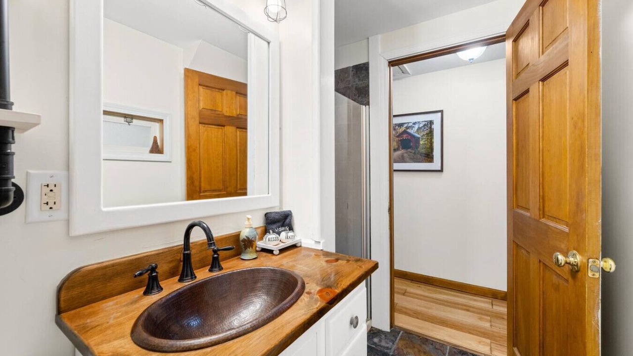 Photo of Bathroom in Helmsburg