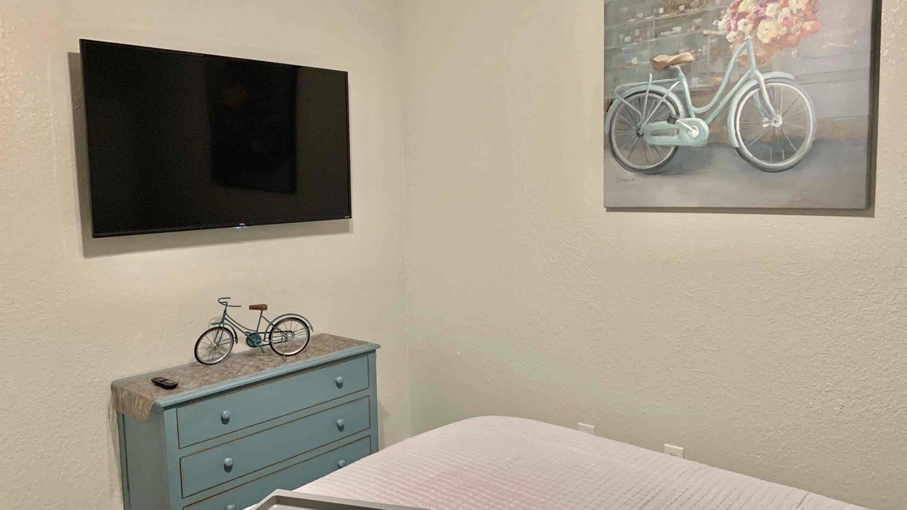 Photo of Bedroom in Elmo