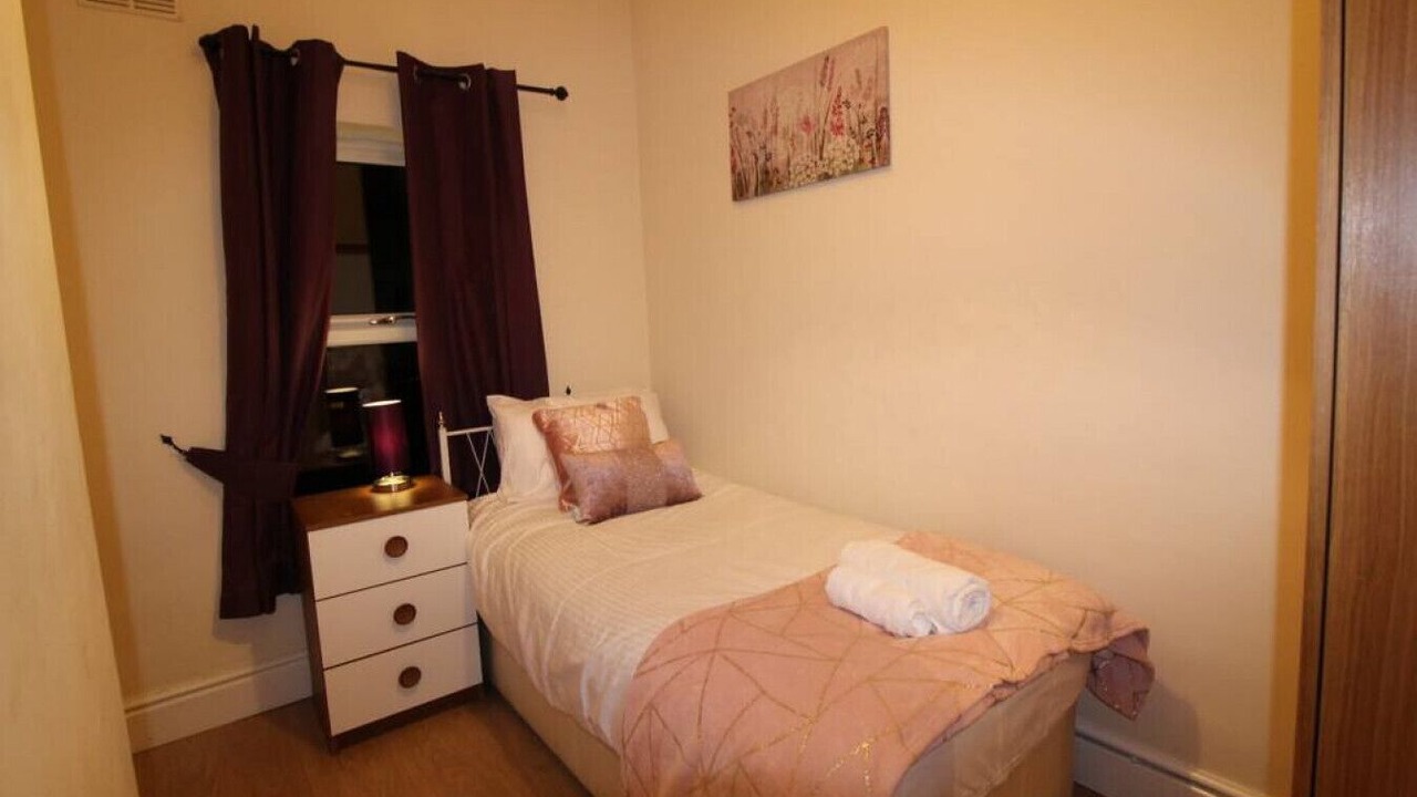 Photo of Bedroom in Chesterfield