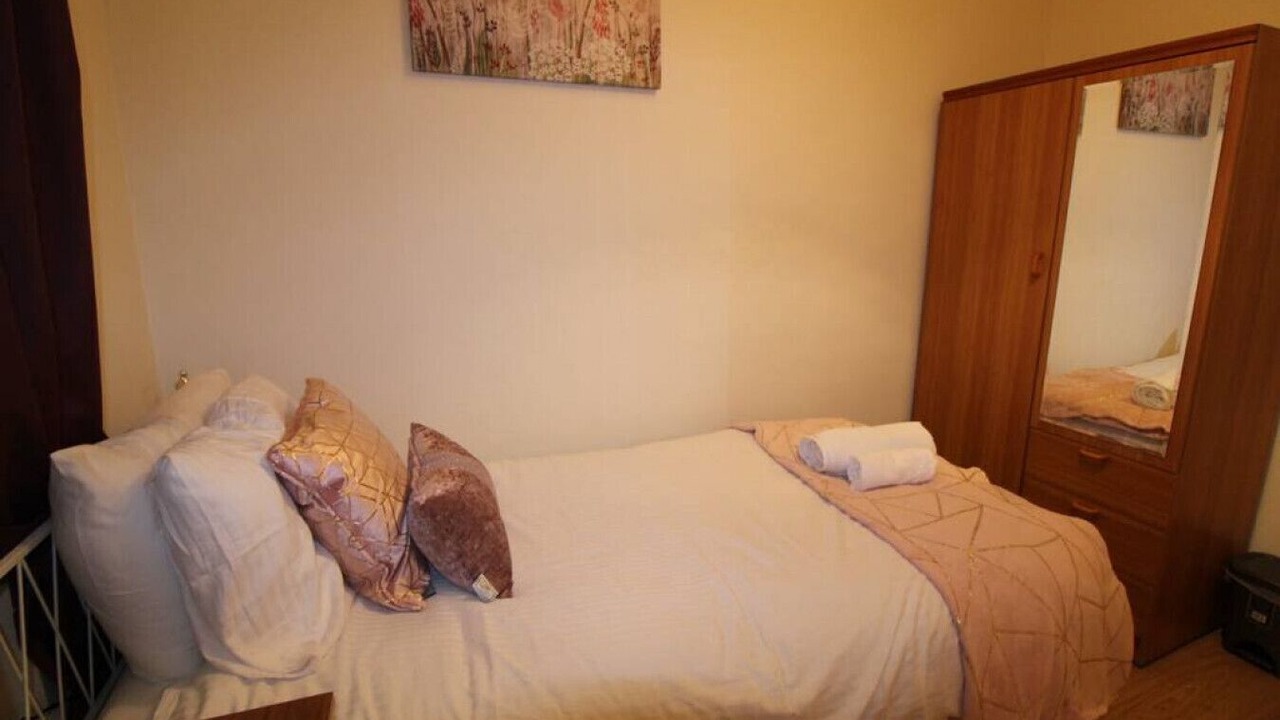 Photo of Bedroom in Chesterfield