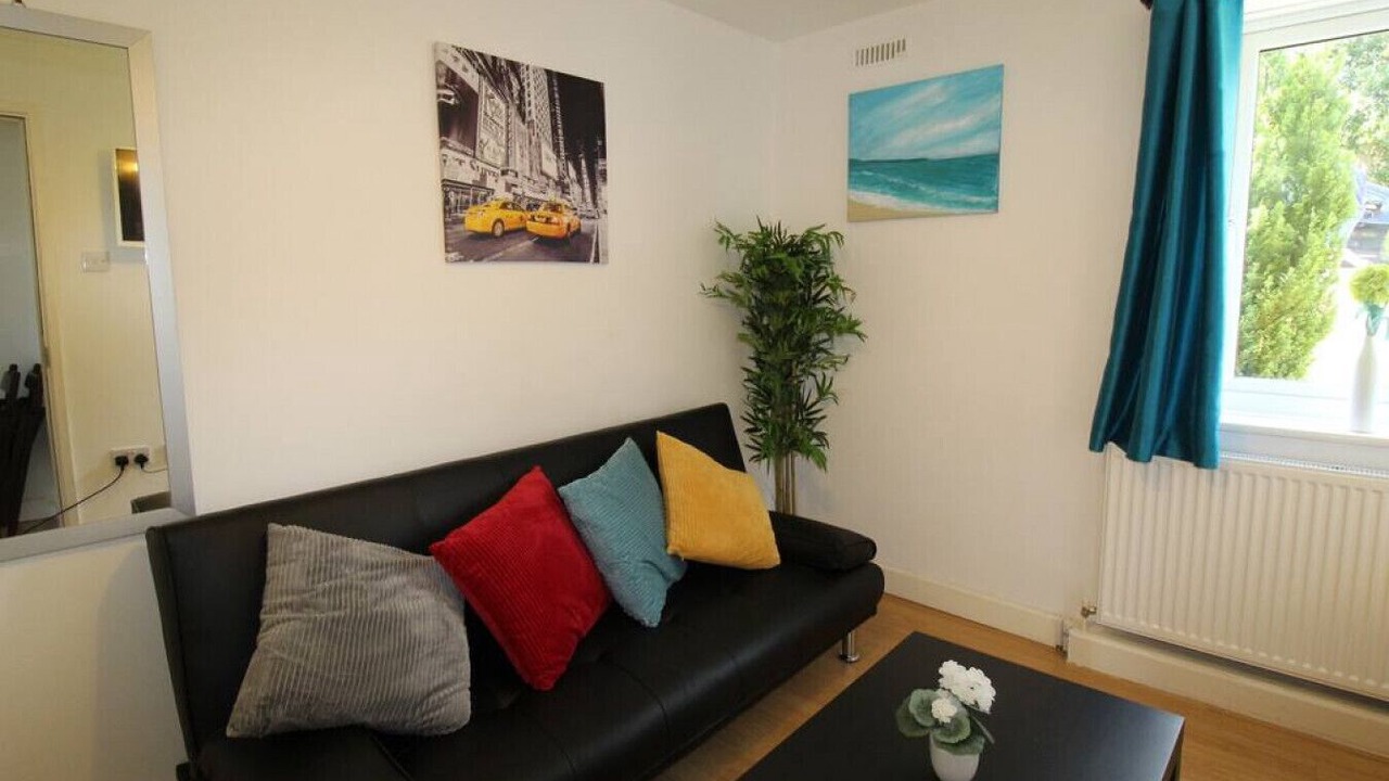 Photo of Livingroom in Chesterfield