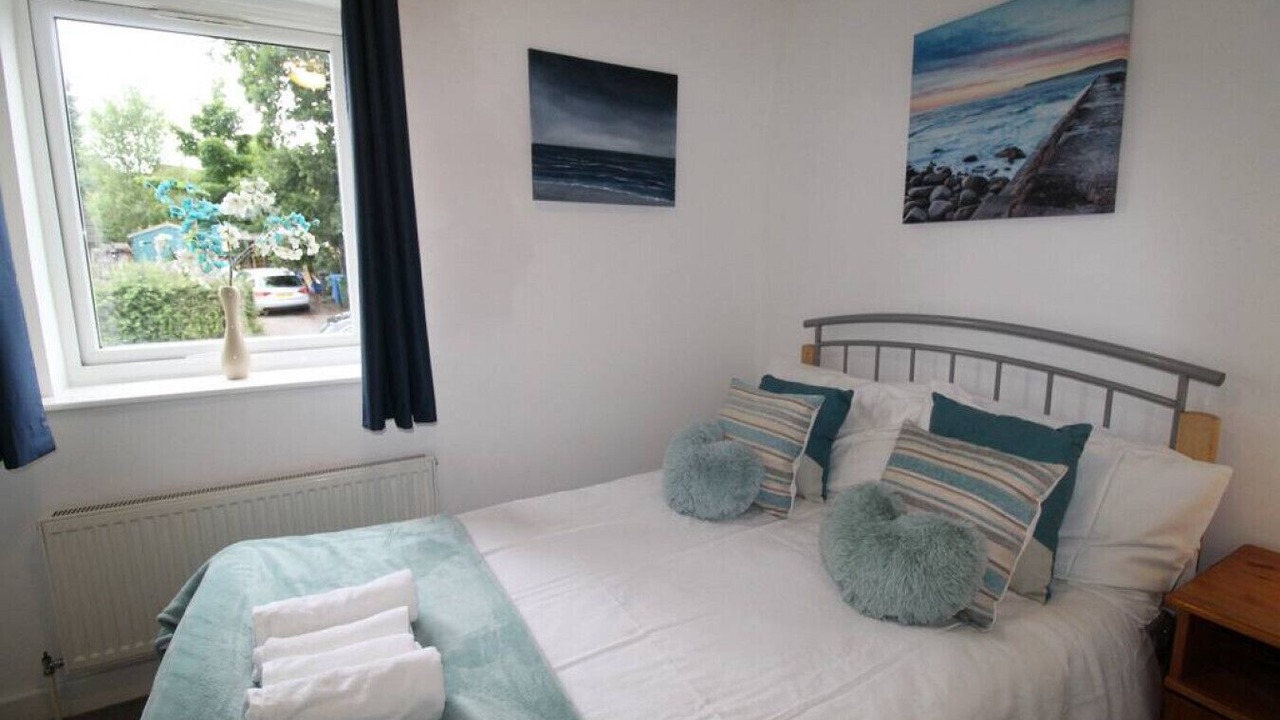 Photo of Bedroom in Chesterfield