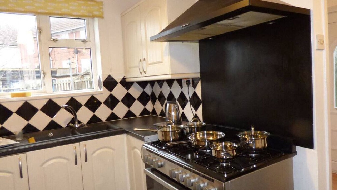 Photo of Kitchen in Chesterfield