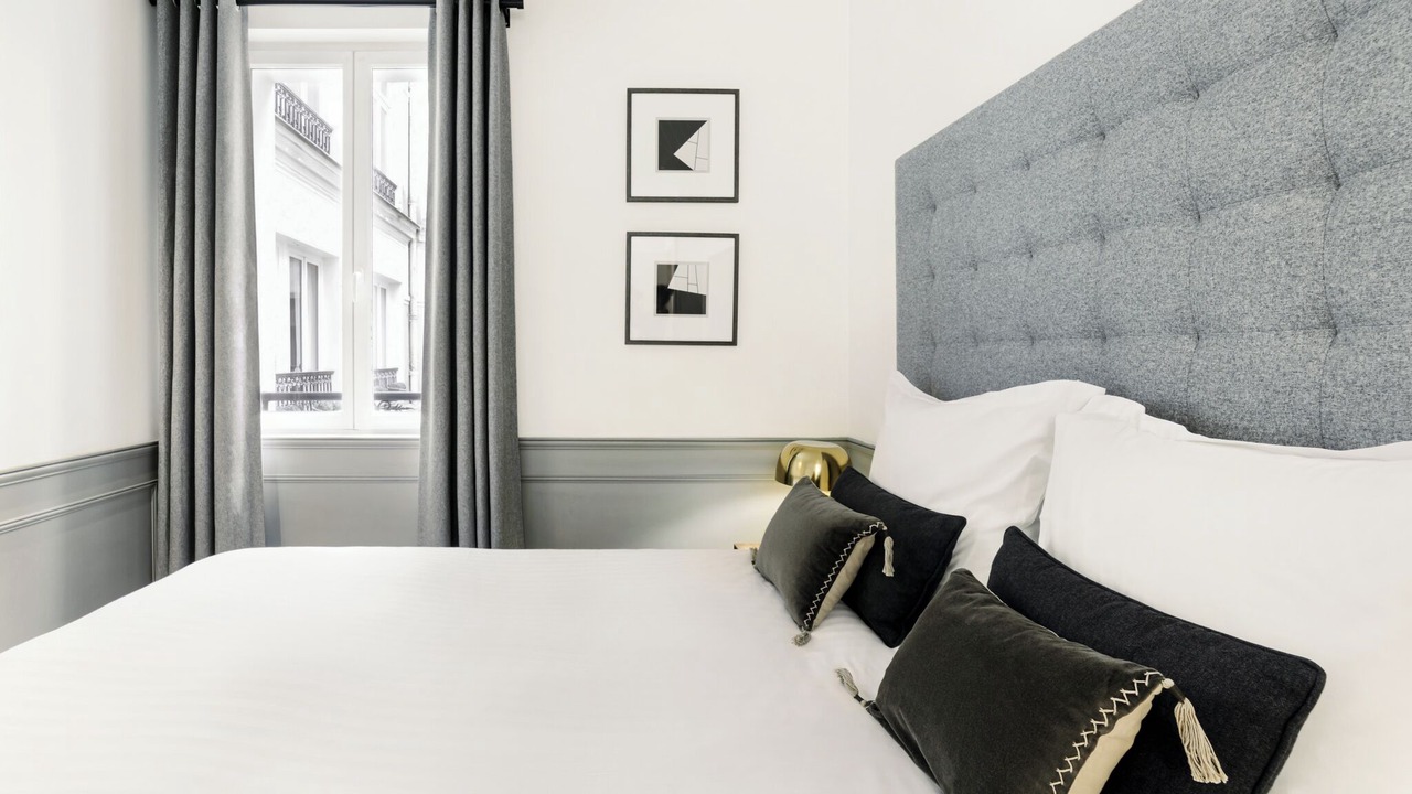 Photo of Bedroom in Arts-et-Metiers