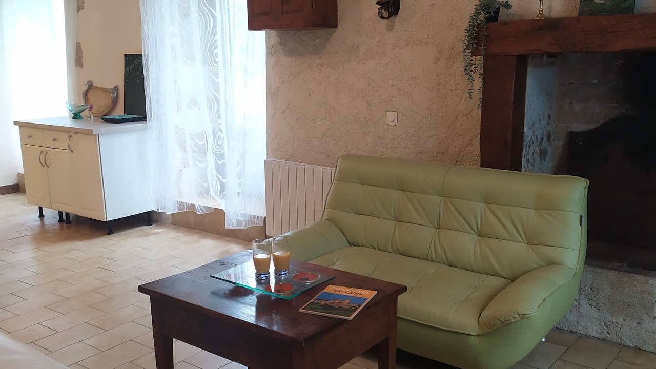 Photo of Livingroom in Saint-Puy
