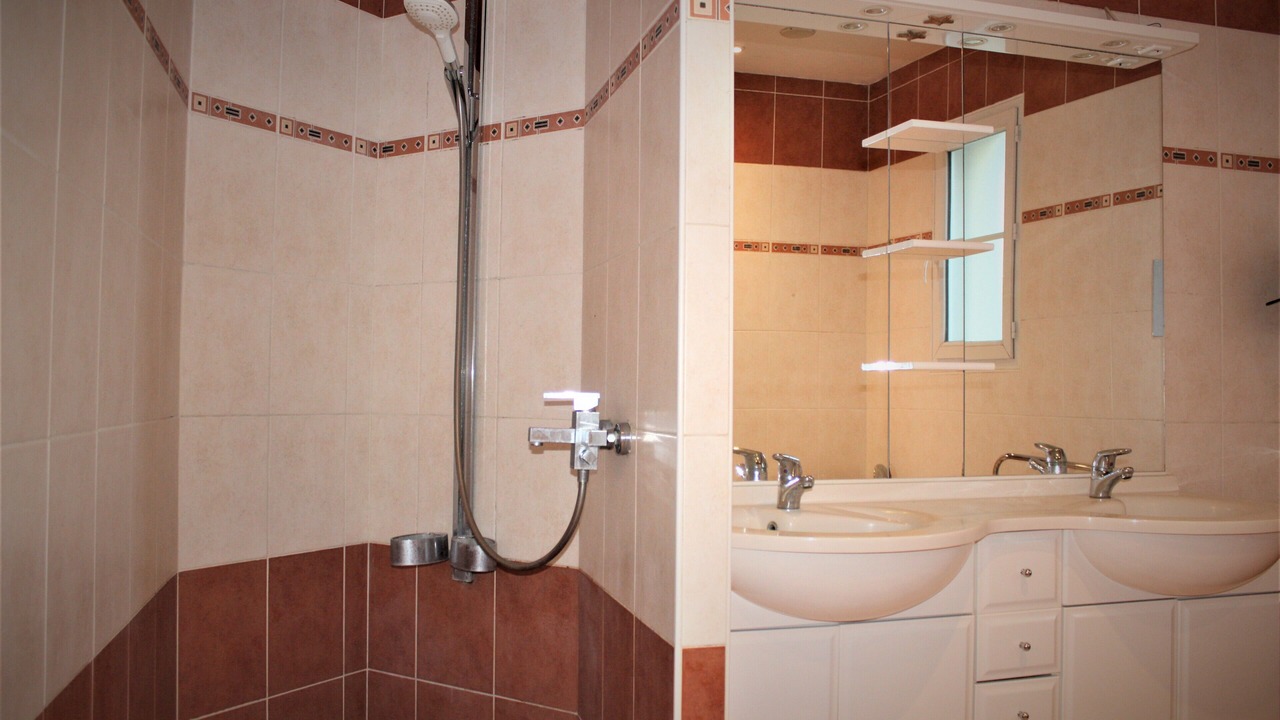 Photo of Bathroom in Saint-Valerien