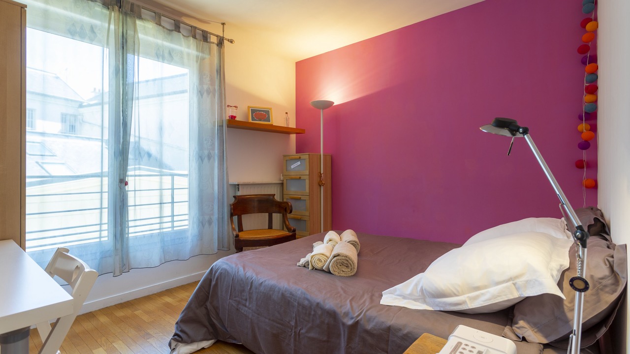 Photo of Bedroom in Clamart