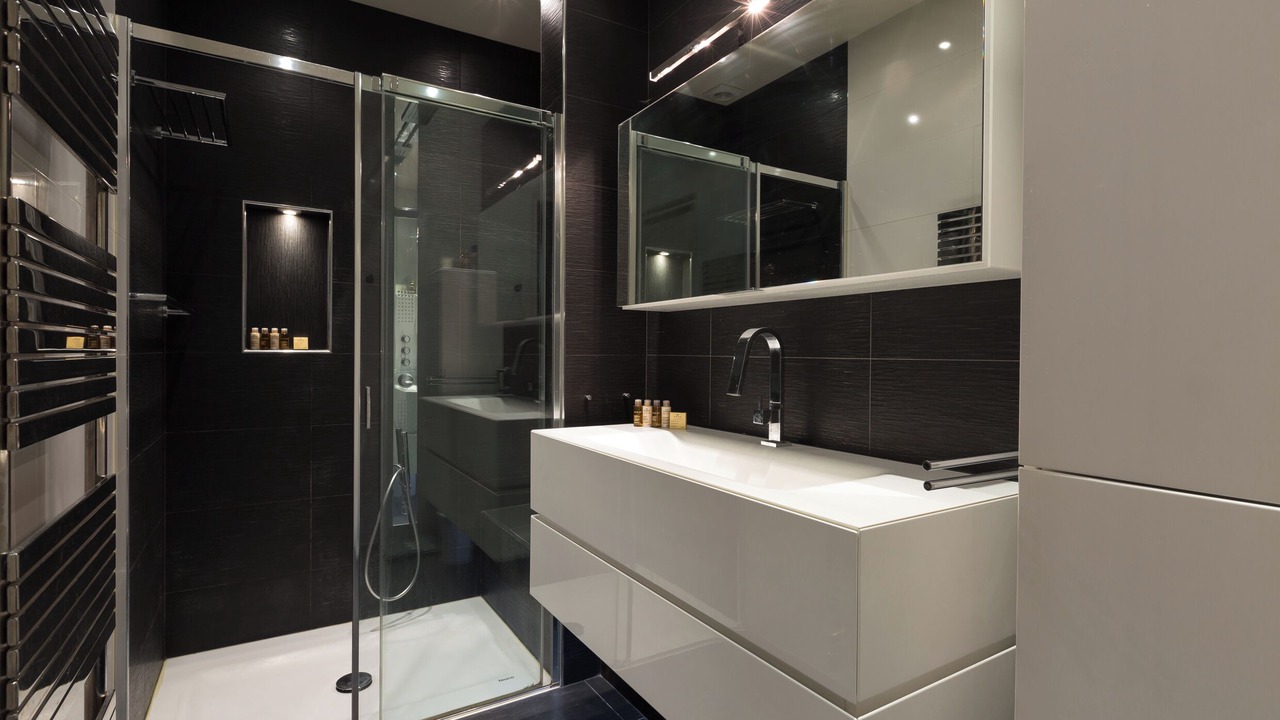 Photo of Bathroom in Porte-Dauphine