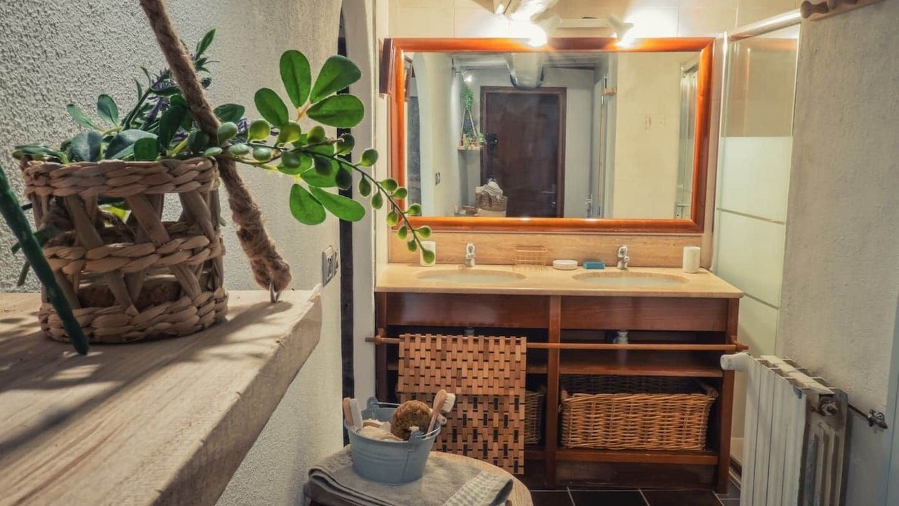 Photo of Bathroom in Villelongue-dels-Monts