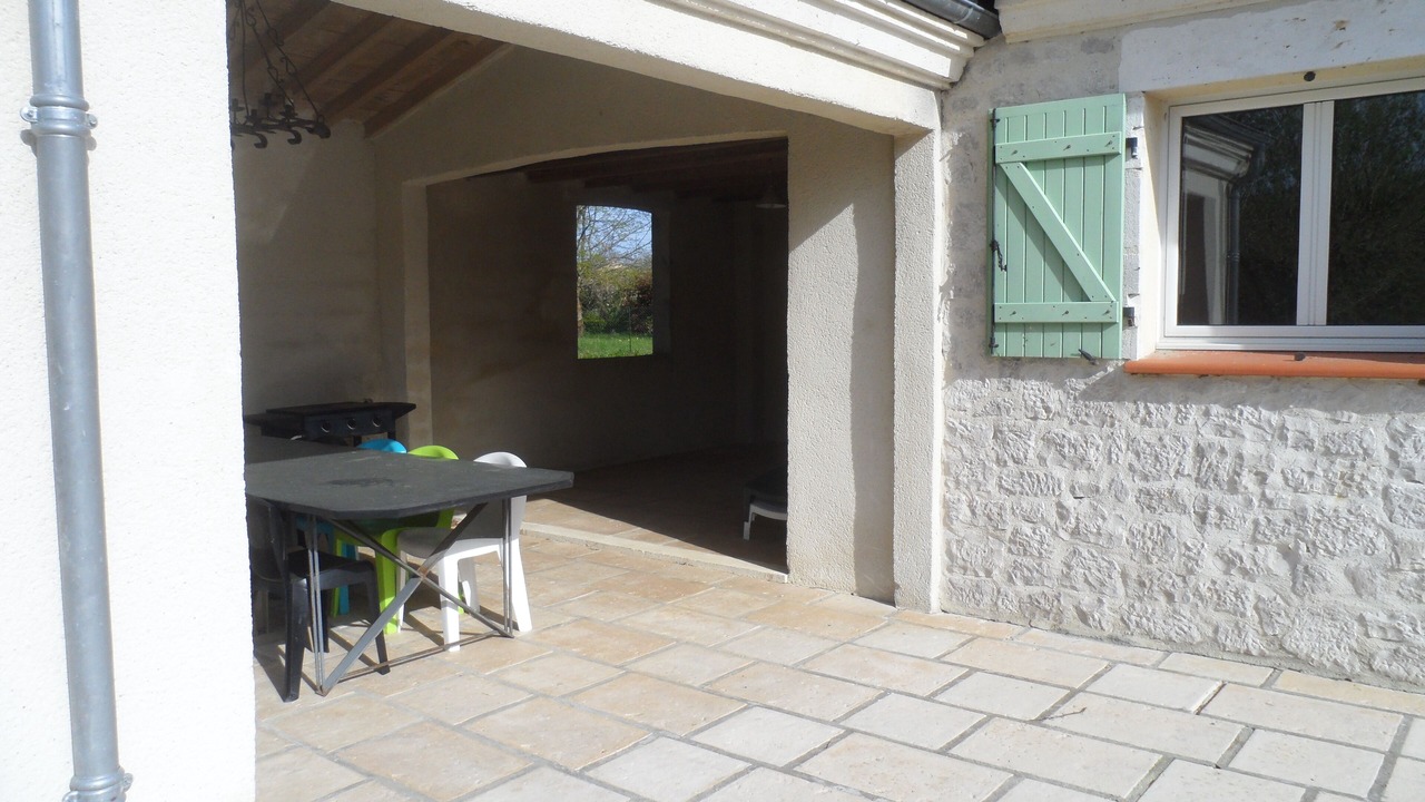 Photo of Patio Balcony in Le Ledat