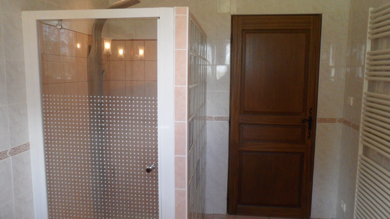 Photo of Others in Le Ledat