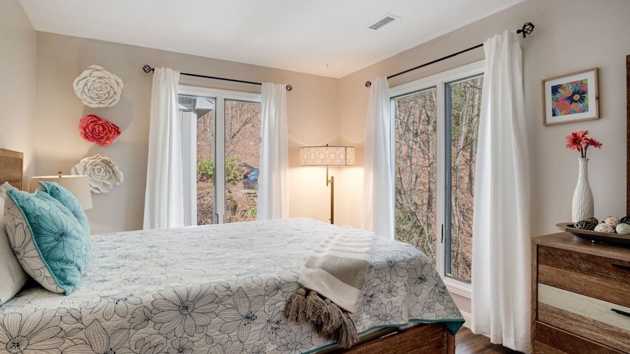 Photo of Bedroom in Sapphire