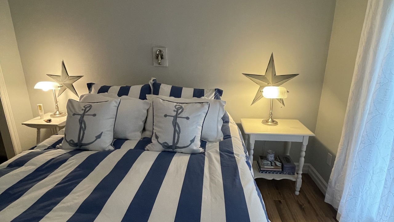 Photo of Bedroom in Norman's Cove-Long Cove