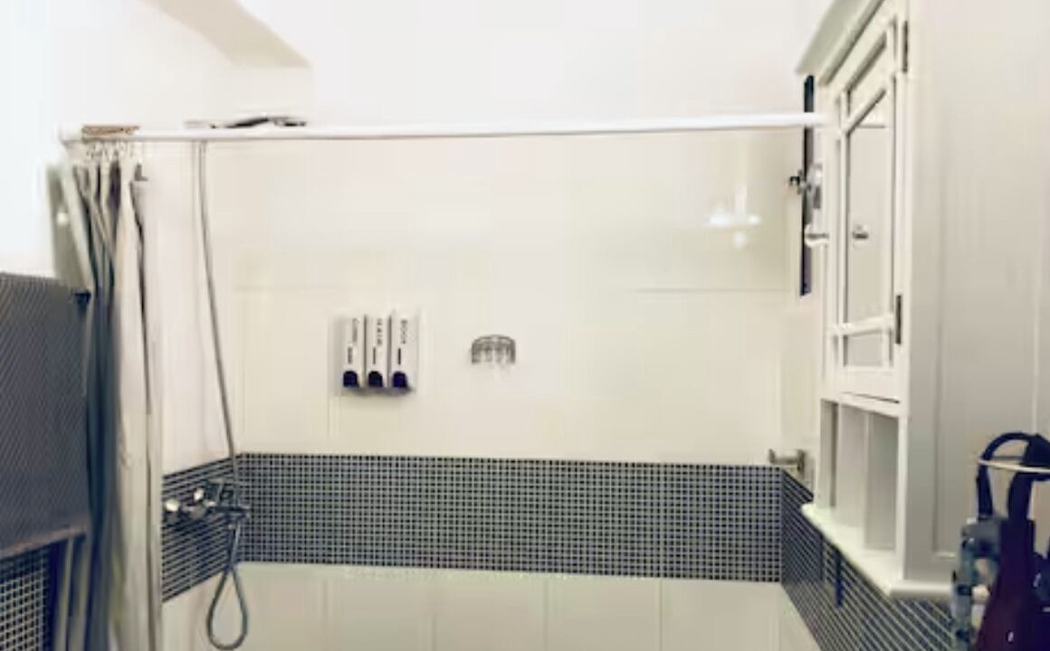 Photo of Bathroom in Havana