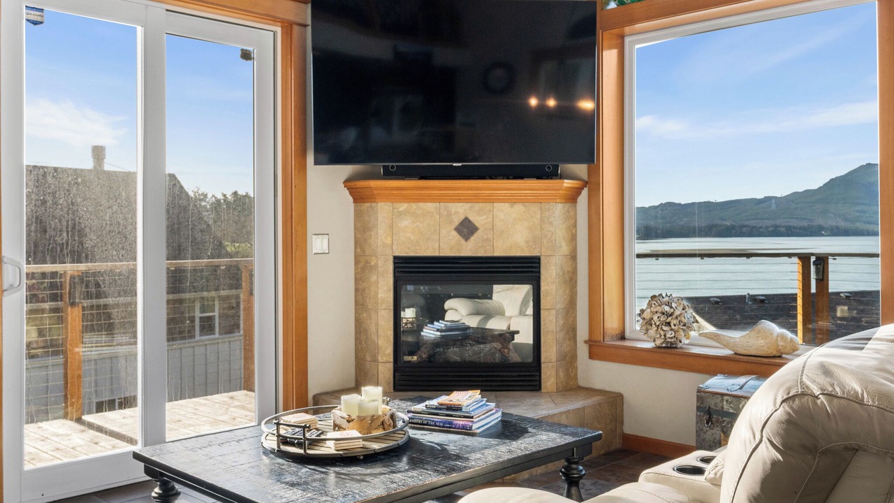 Photo of Livingroom in Netarts