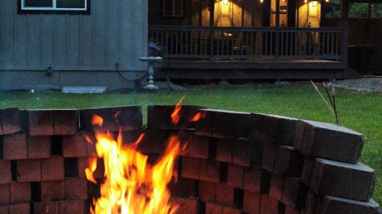 Photo of Outdoor in Gold Bar