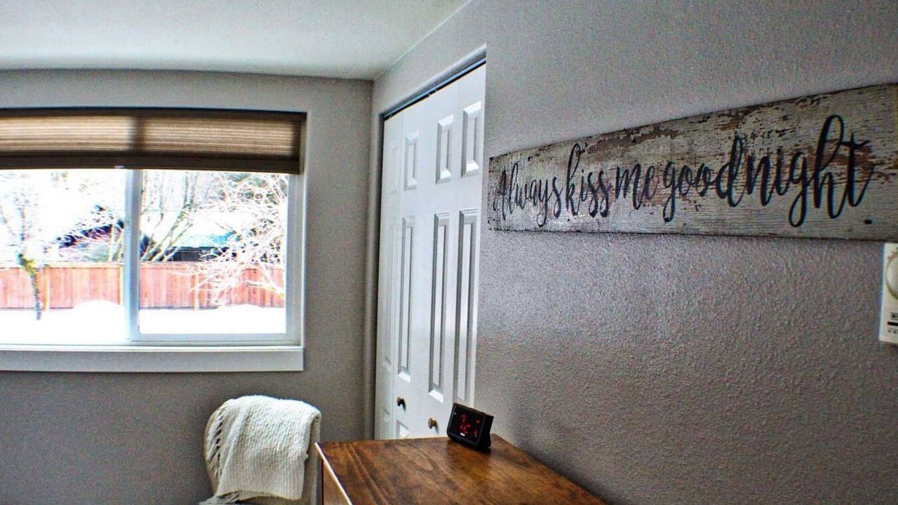 Photo of Others in Gold Bar