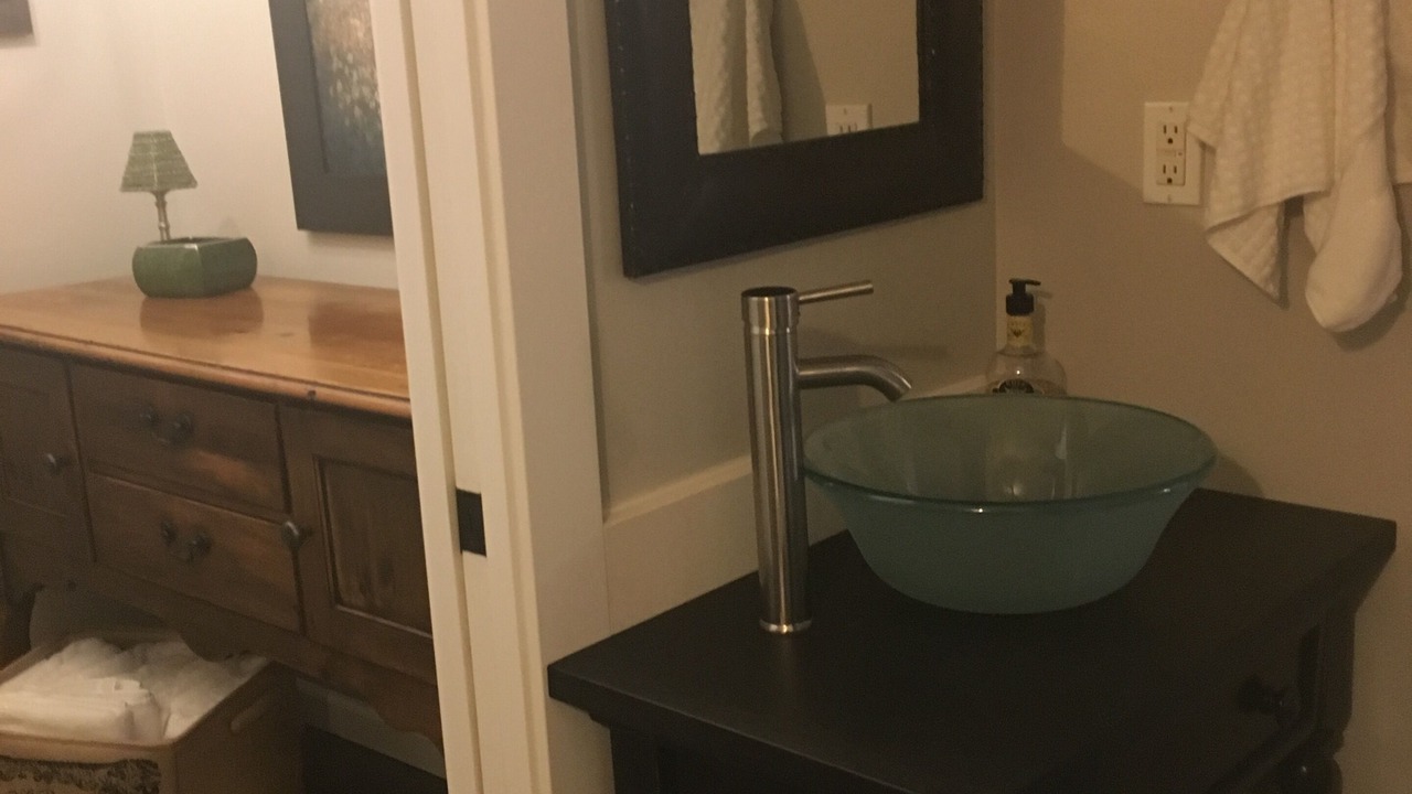 Photo of Bathroom in Gold Bar